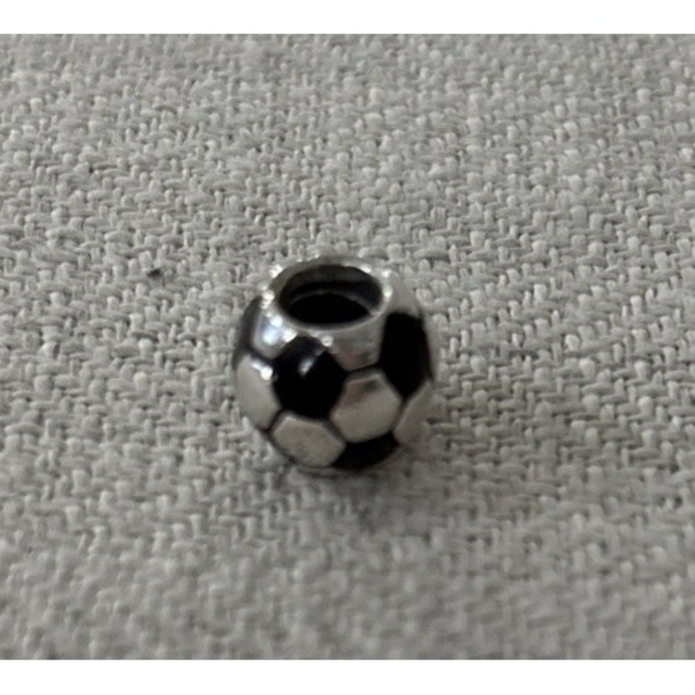 PANDORA Soccer Ball SON Daughter Mom SPORTS CHARM Sterling Silver 925 ALE 790406